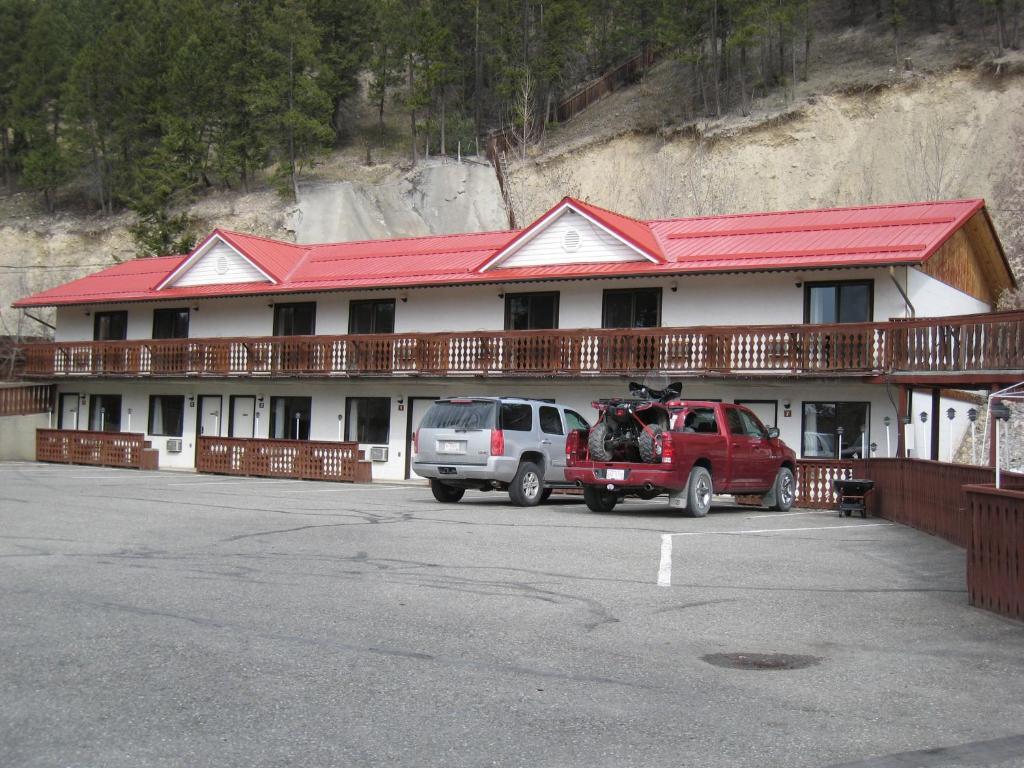 Alpen Motel Radium Hot Springs Kültér fotó