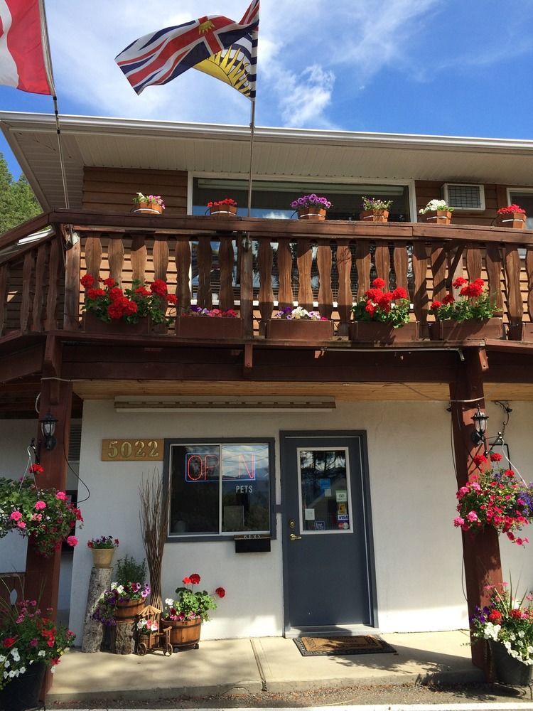 Alpen Motel Radium Hot Springs Kültér fotó