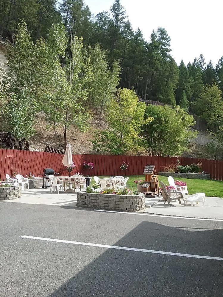 Alpen Motel Radium Hot Springs Kültér fotó